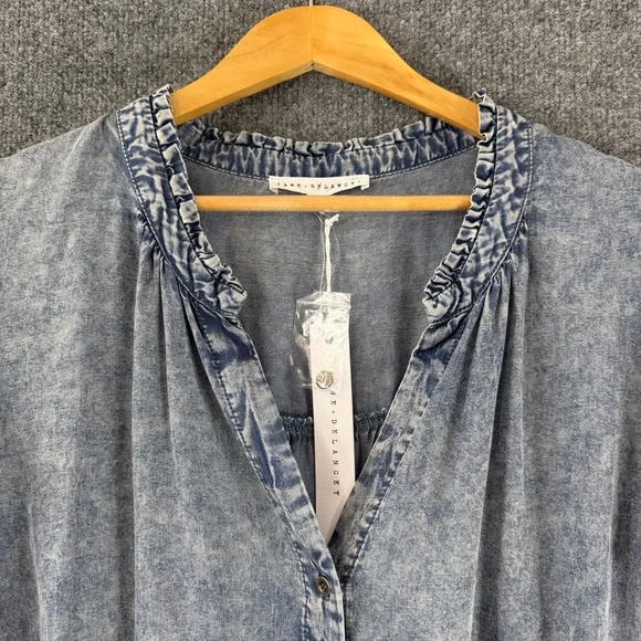 Jane + Delancey Womens Lightweight Denim Button Down Tunic Top Size 1X Blue - Picture 7 of 9